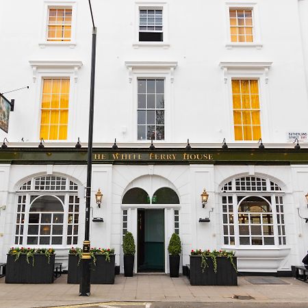 Publove @ The White Ferry, Victoria London Luaran gambar